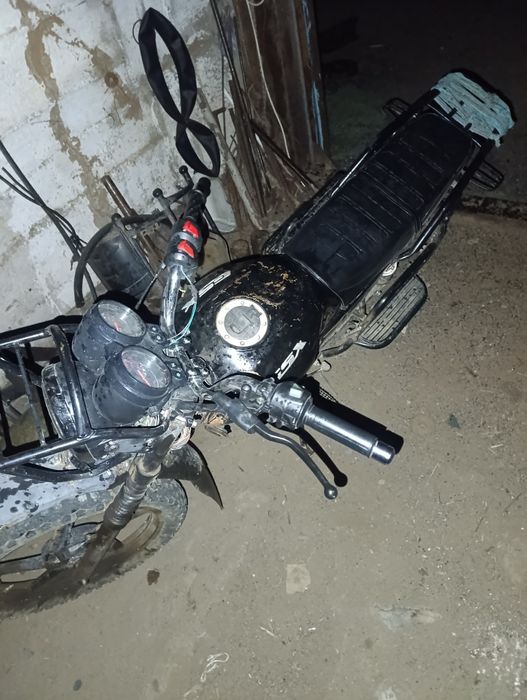 Продам Suzuki GSX 200