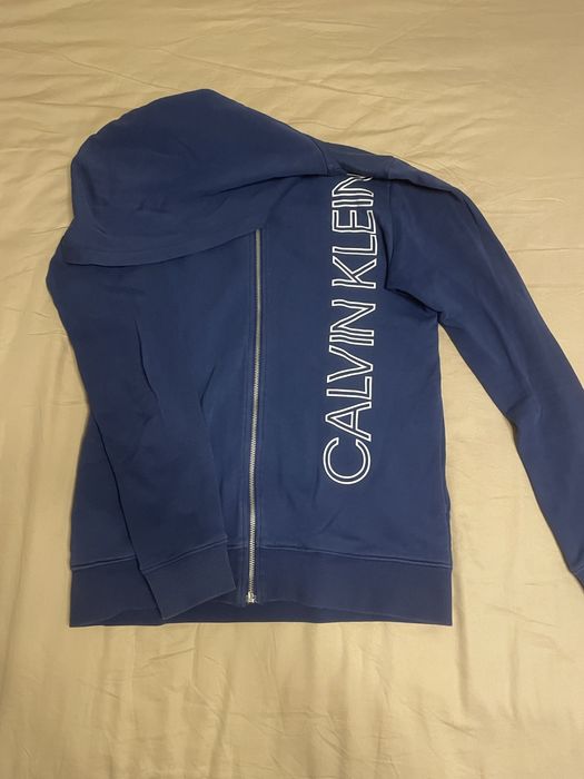 hanorac cu gluga si fermoar