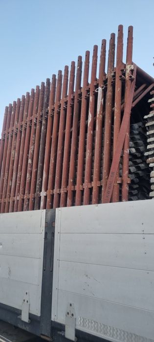 Vand schela metalica model italian poze reale depozit 4000 lei-50mp