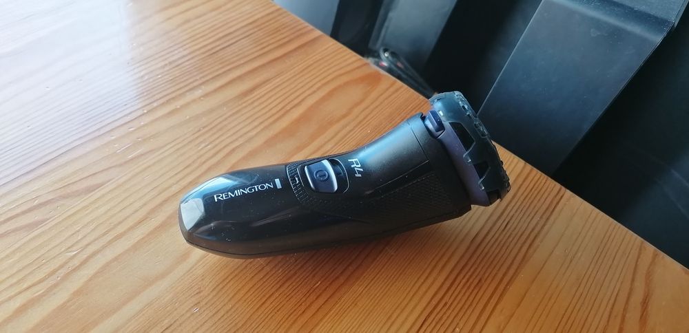Remington R4 Style Series Тример за брада