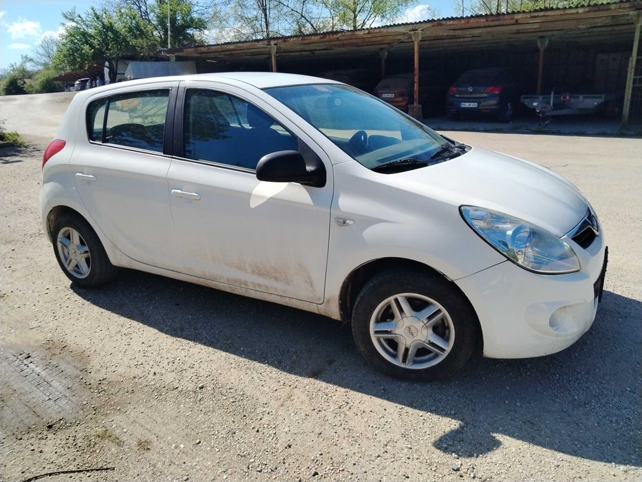 Hyundai i20 1.2 бензин 78к.с. 2009г. На части