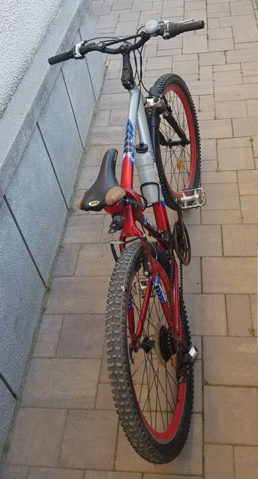 Bicicleta MTB DHS 2605C - roți groase de 26 Inch (26 × 2,30), cadru aluminiu