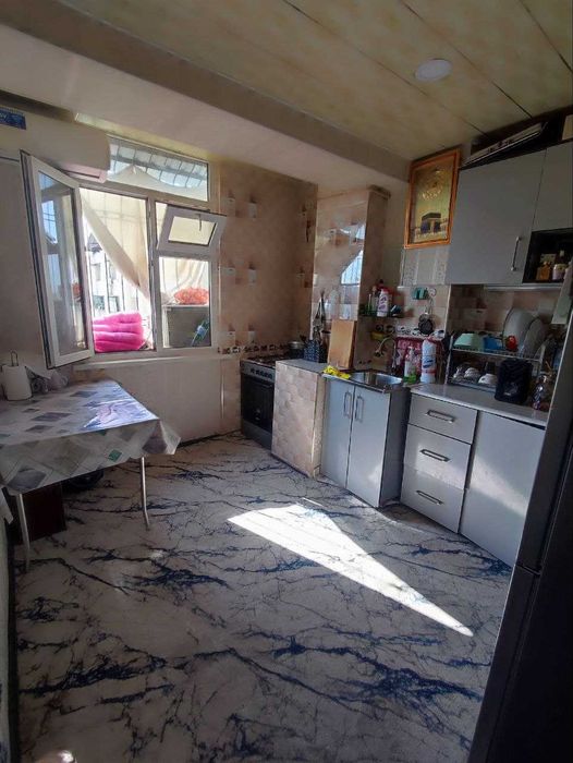 Продается 2 комнатная квартира, 8 этаж. Чиланзарский район 19 квартал.