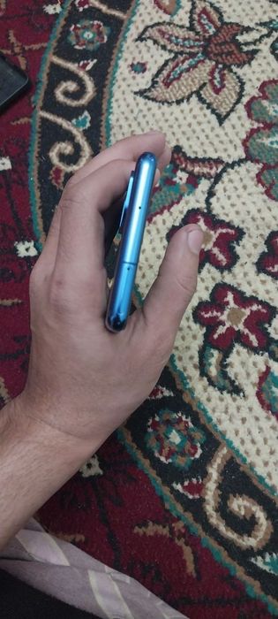 Samsung Galaxy S20 plus tezda sotiladi