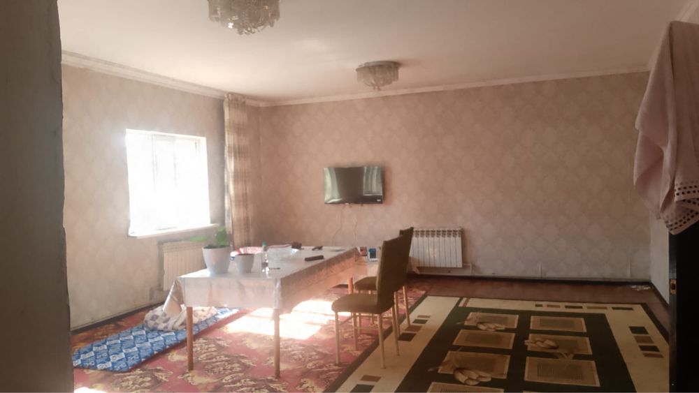 Үй сатылады 4 бөлмелі