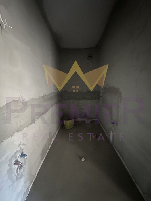 Продава се Офис в Варна, Изгрев - 80 кв.м за 1250 €/кв.м - Снимка #11