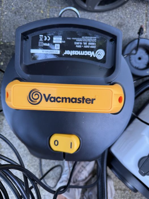 Прахосмукачка за сухо и мокро Vacmaster 3 в 1, 1300 W, 30 L, за килими и твърди настилки