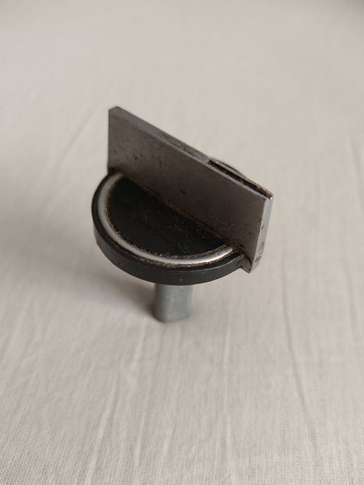 Пусковой переключатель