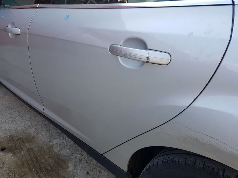 Usa / Portiera Stanga Spate Ford Focus 3 Tournier / Break / Combi 2010 - 2018 Cod Culoare OB