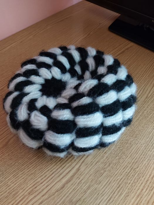 Caciuli dama diverse