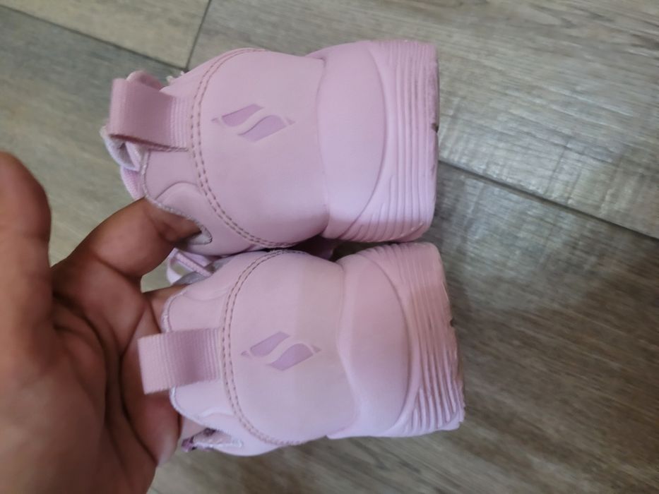 Маратонки Skechers