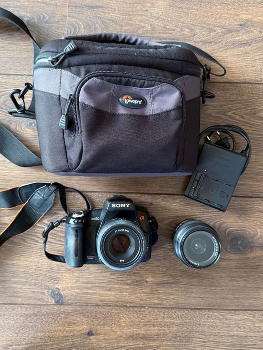 Sony Alpha A450 (DSLR) + обективи и чанта
