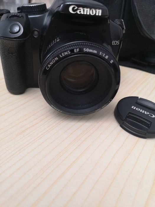 Фотоапарат Canon EOS 450 D