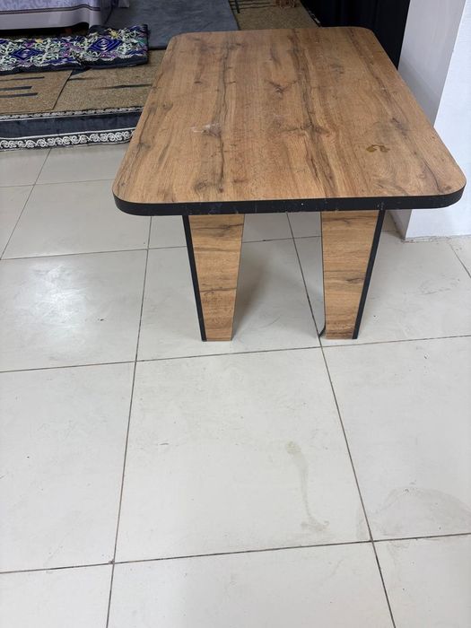 Хорошие деревяные столы