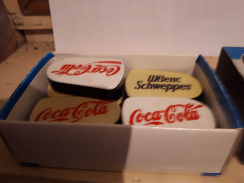 отварачки за бутилки с капачка - пластмасови, ретро