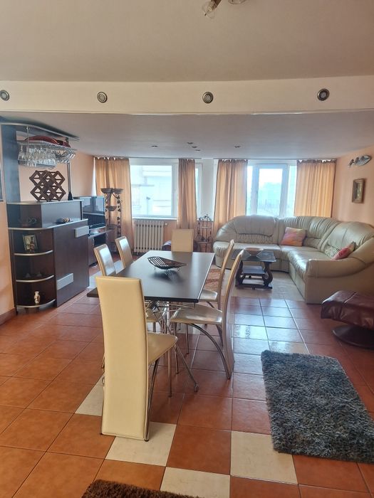 Pf .  INCHIRIEZ Ap 3 Cam D Centru Civic