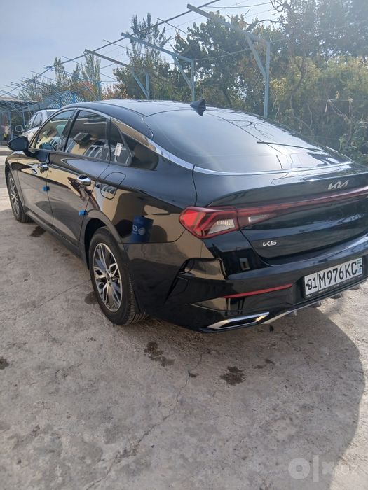 Kia k5 qora yili 2023