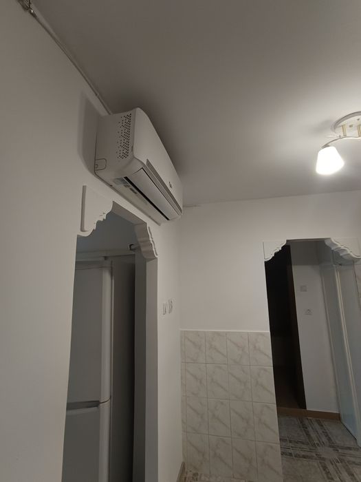 Vand apartamane 2 camere