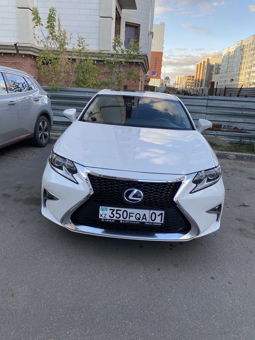 Продается лексус срочно