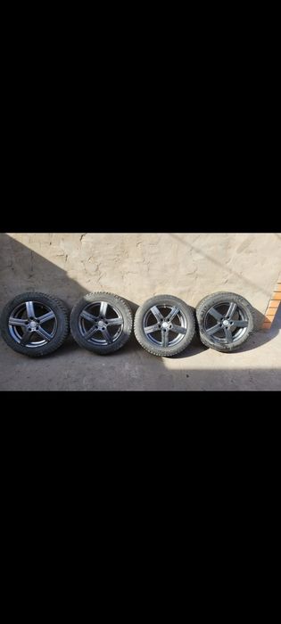 Прдам диски с шинами на Р 16 диаметр