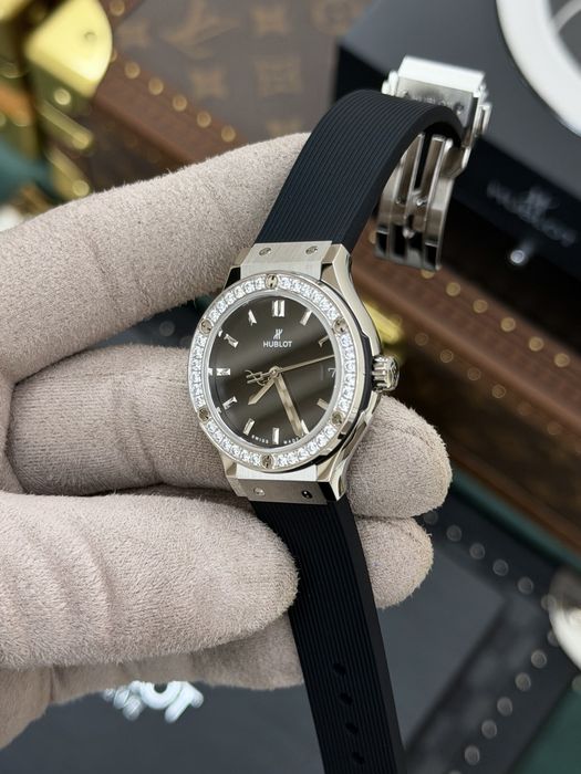 Hublot Classic Fusion Lady 33mm