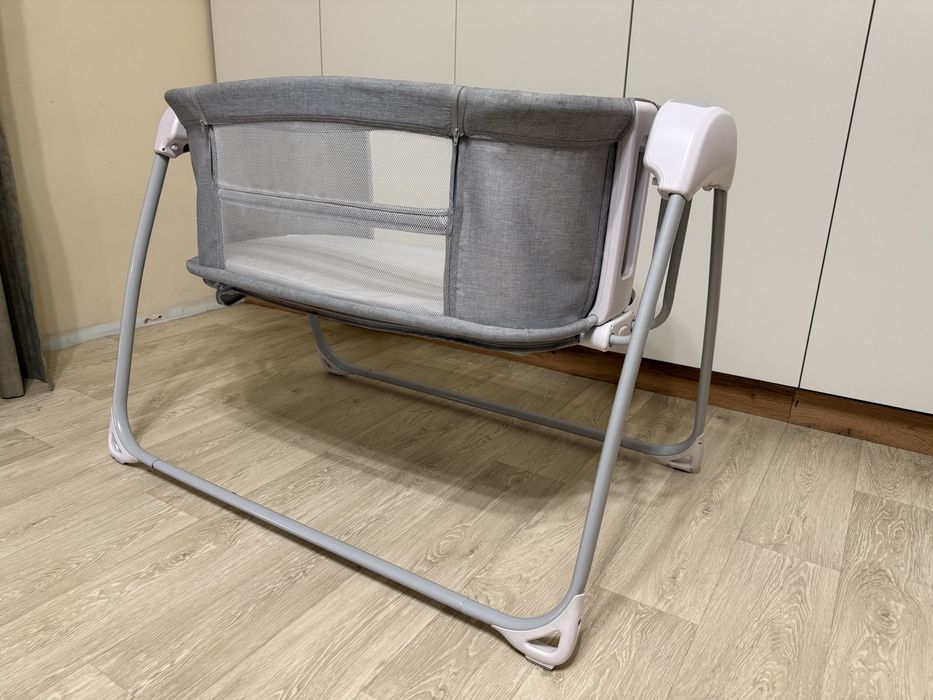 Продам детскую кроватку