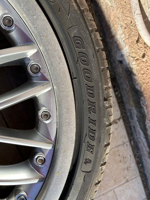 Jante audi R19 cu tot cu cauciucuri