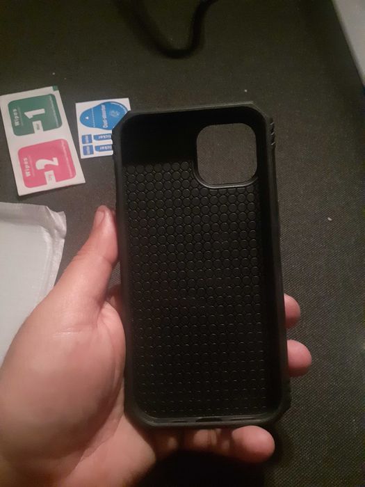 IPhome 15  кеис ударо устойчив