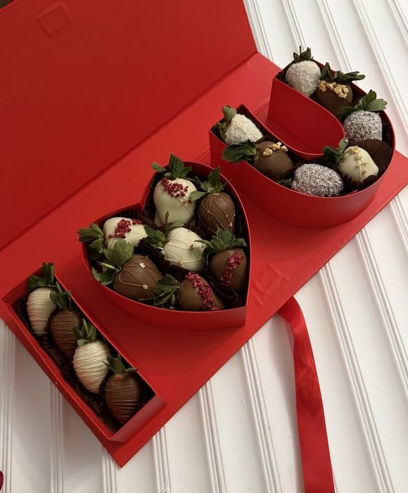 Клубника в шоколаде на заказ