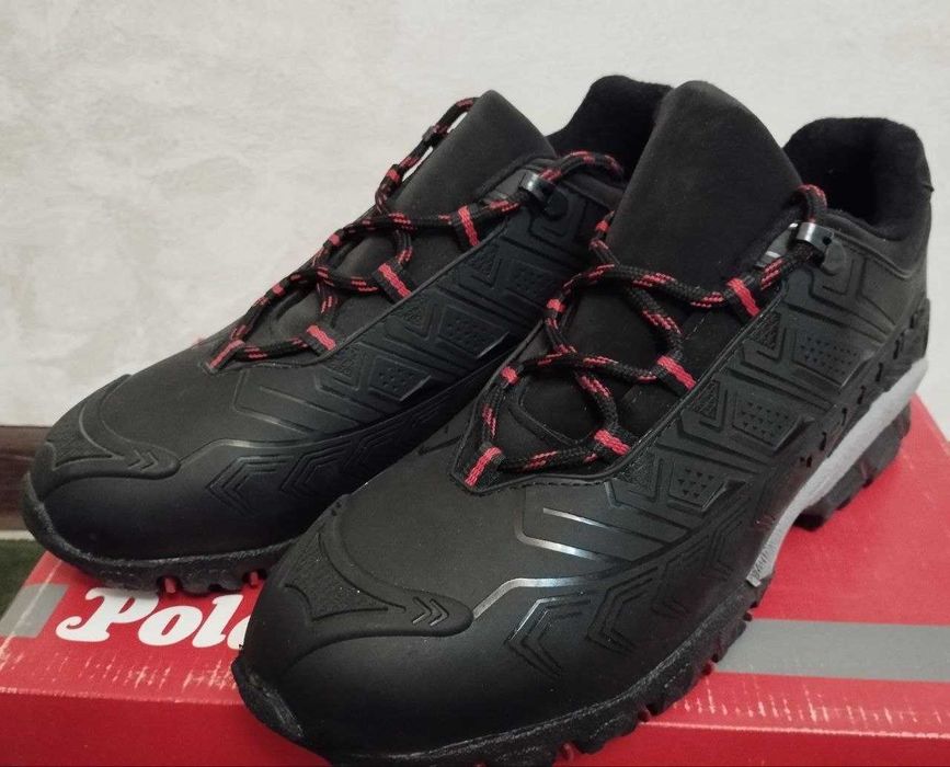 Продам новые турецкие треккинговые кросовки.От бренда Polaris.Р 40,41