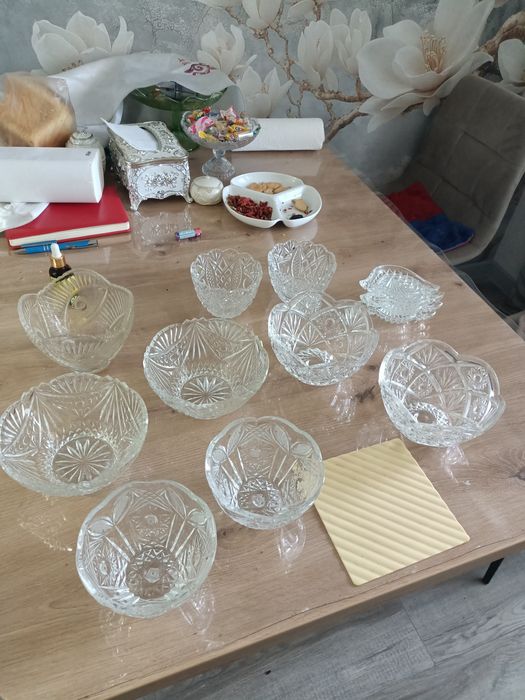 Продам хрустальные вазы