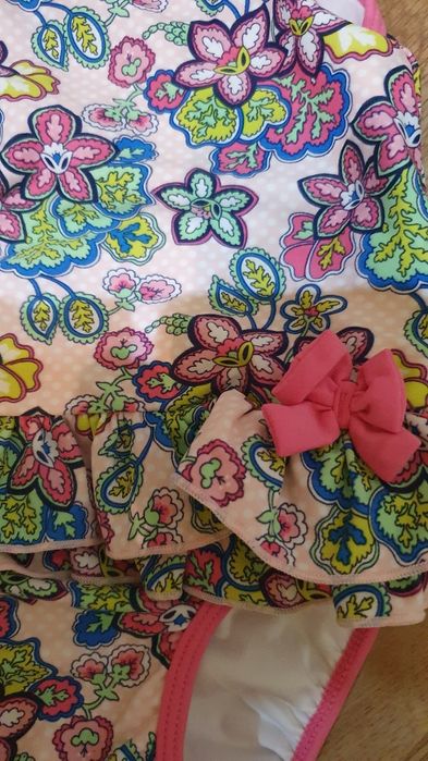 Costume baie fetite 3, 7, 8 ani (20 lei buc)