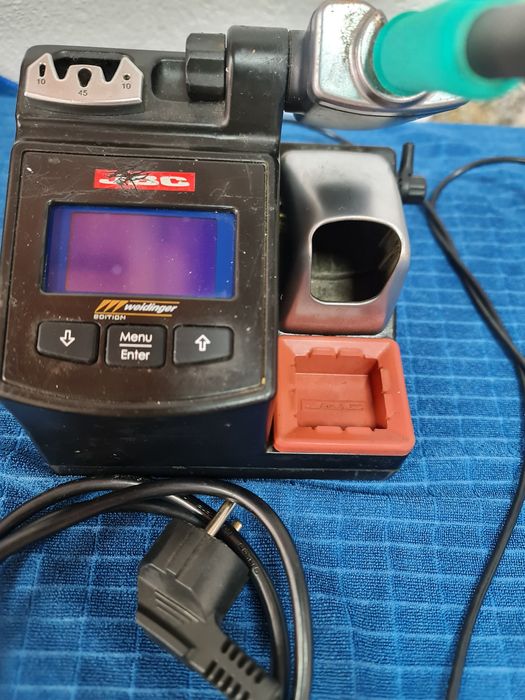 Stație de lipit JBC CD-2BQ20