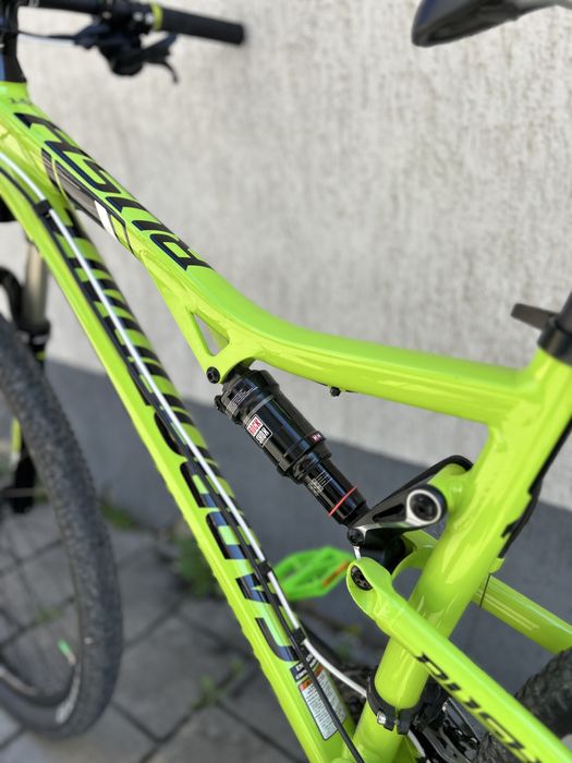 Ca nou! Cannondale Rush M 29 Rockshox full suspension Shimano Deore