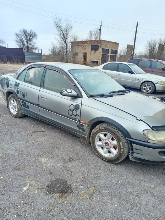 Опель омега Б 1994г.в