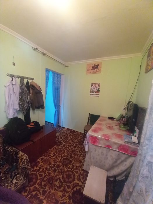 Продаётся 2 х комнатная квартира