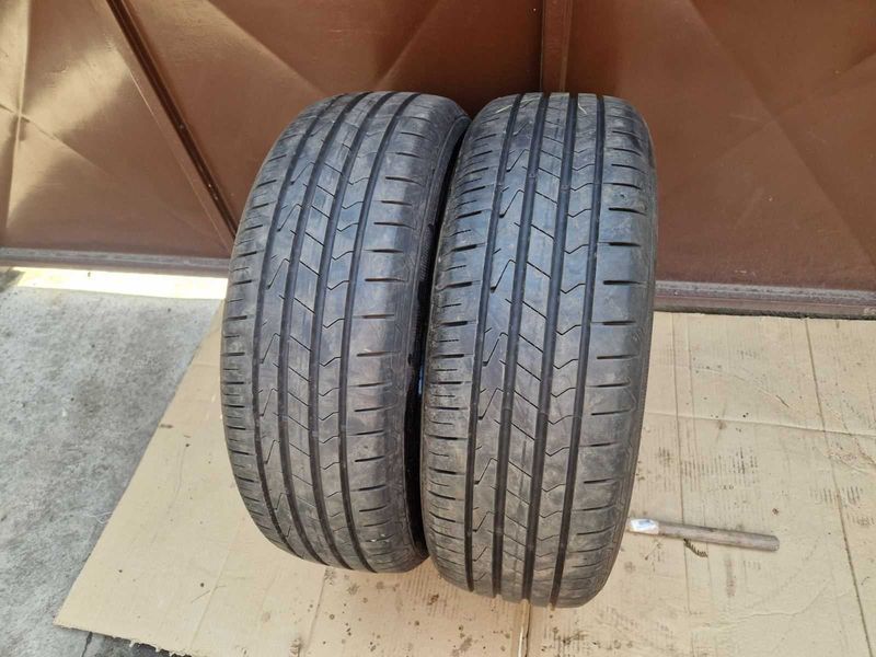 2 Hankook R17 215/65
летни гуми
DOT0822