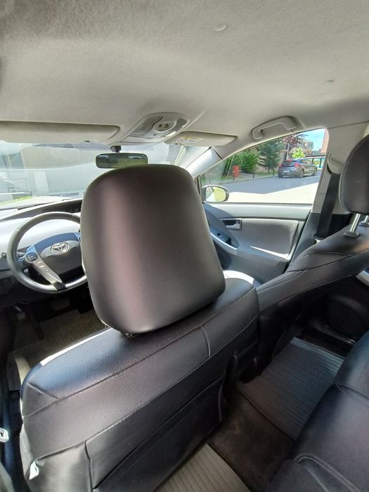 Vând Toyota  Prius 3