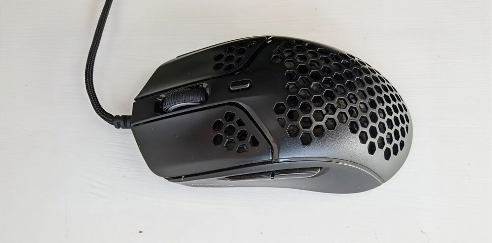 Мышка игровая HyperX
Модель: HyperX Pulsefire Haste
Дефекты: Иногда мо