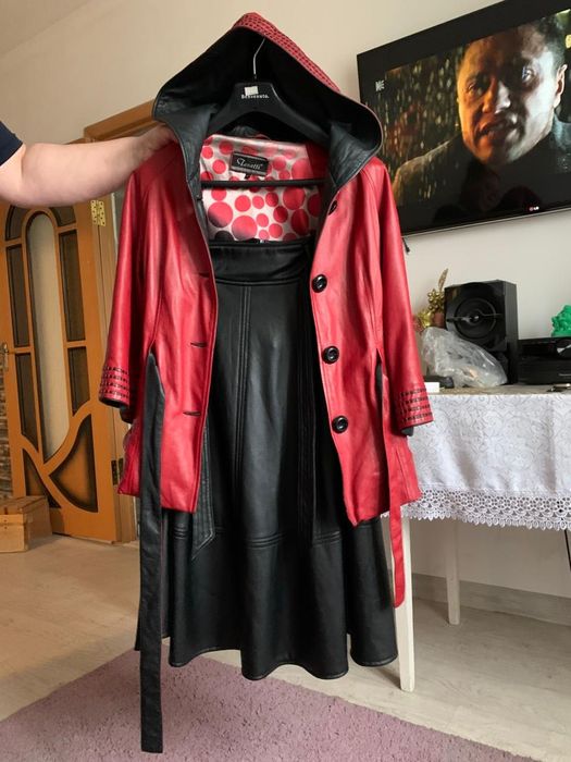 Кожаная куртка с юбкой