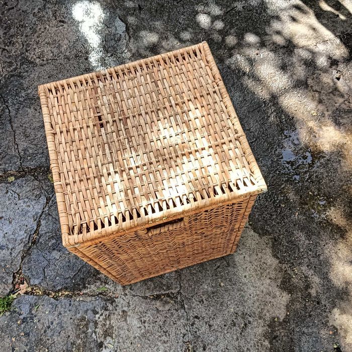 Cos mare  patrat de rachita