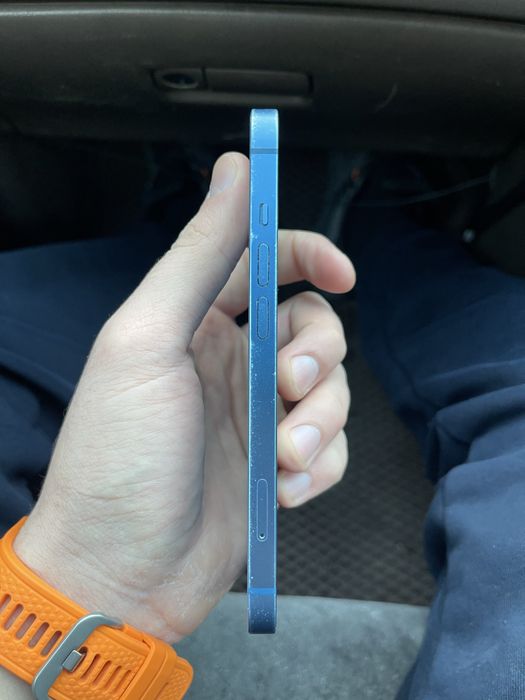 Продам айфон 13 Iphone