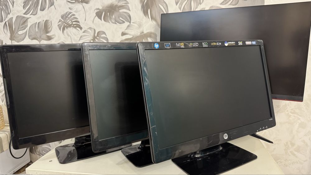 Мониторы разных моделей (читать описание)