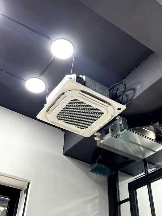 Кассетный кондиционер Midea 48,000 (220) btu Kita Inverter.: 2 010 у.е. - Konditsionerlar Toshkent на Olx