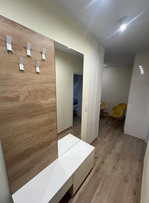 Дава се под наем Тристаен апартамент в София, Зона Б-5 - 80 кв.м за 1200 € - Снимка #13