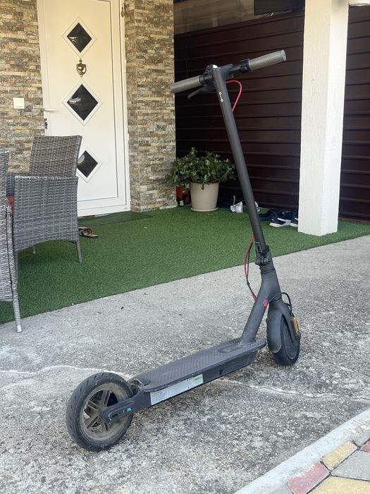 Vand trotineta electrica xiaomi m365!!
