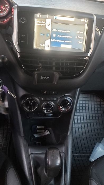 PEUGEOT 208 2014 — imagine 5