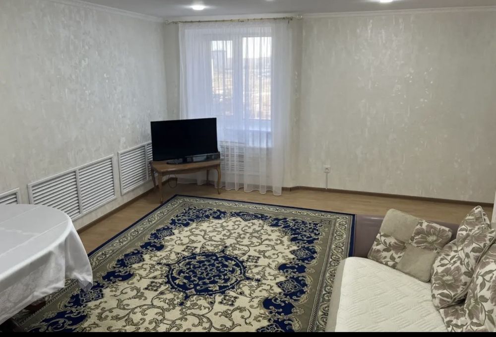 Сдается 3 комн квартира 100 кв м