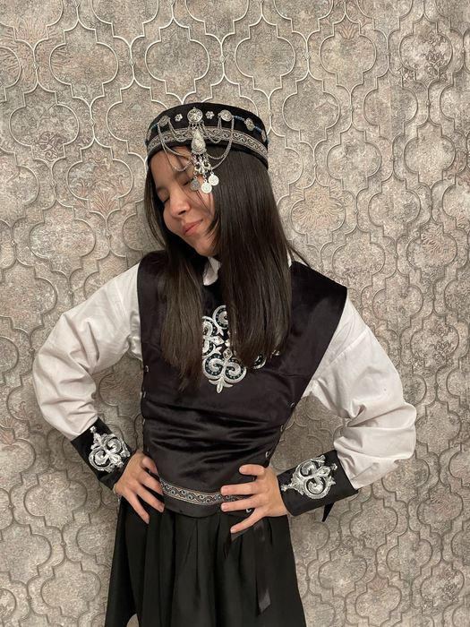 Такия корсет и рукав