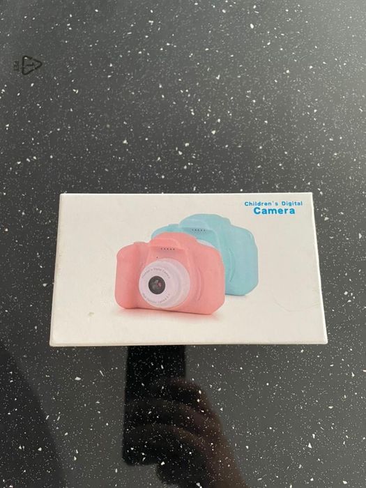 Camera foto digitala pentru copii cu jocuri